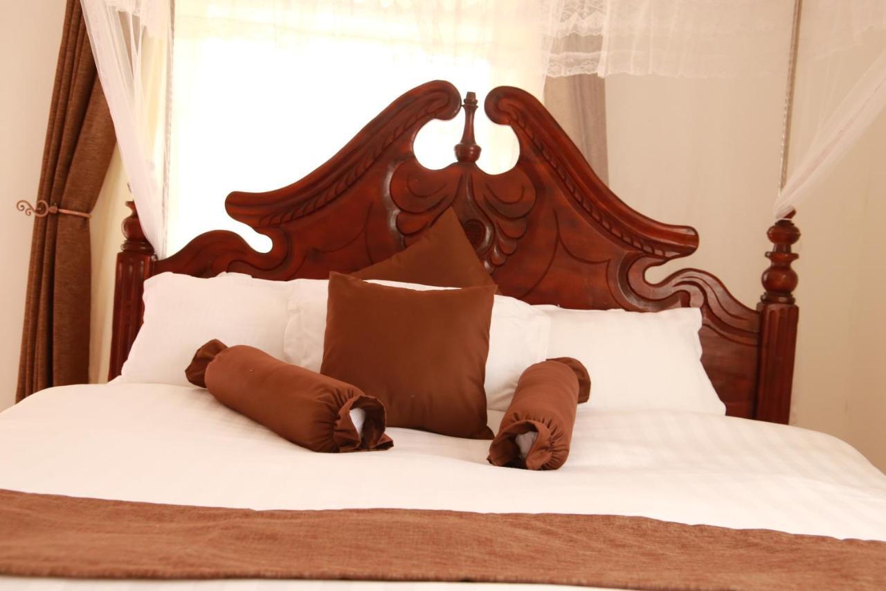 Riverside Resort Hotel Kabale Экстерьер фото